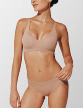 Taupe Thermoregulating TempSync™ Wireless Plunge Bra - Thirdlove for sale