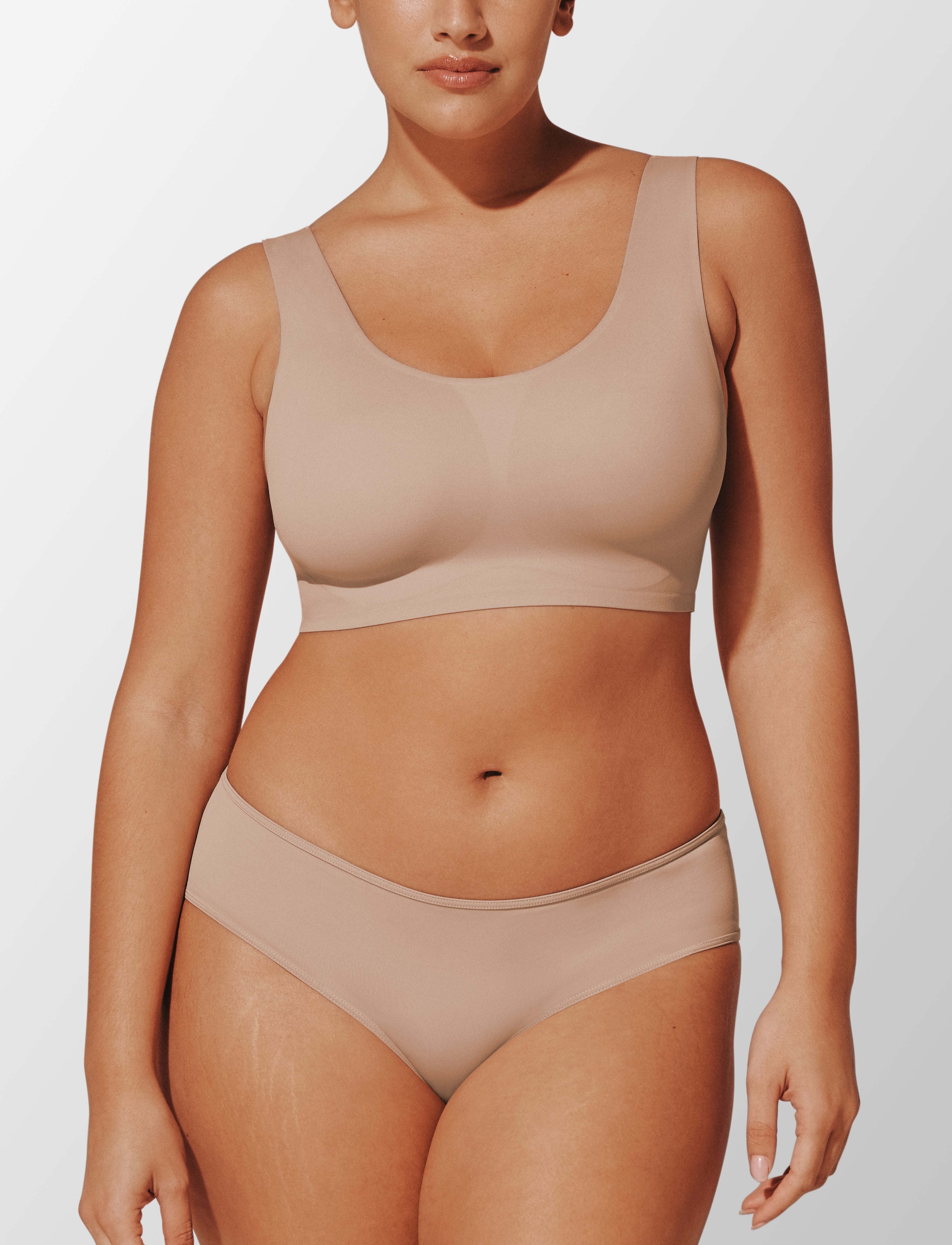 Smoothing Scoop Wireless Bra - Thirdlove US